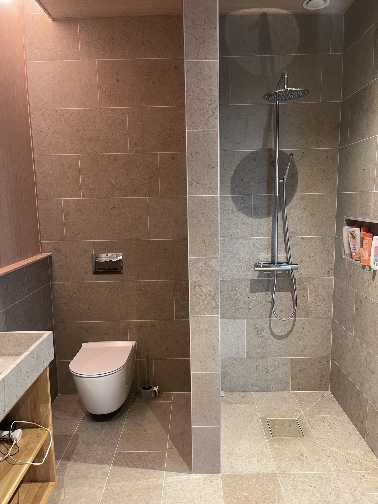 Reval slipad, 300 mm x fl x 10 mm & diskho (tjocklek 20 mm), Sverige