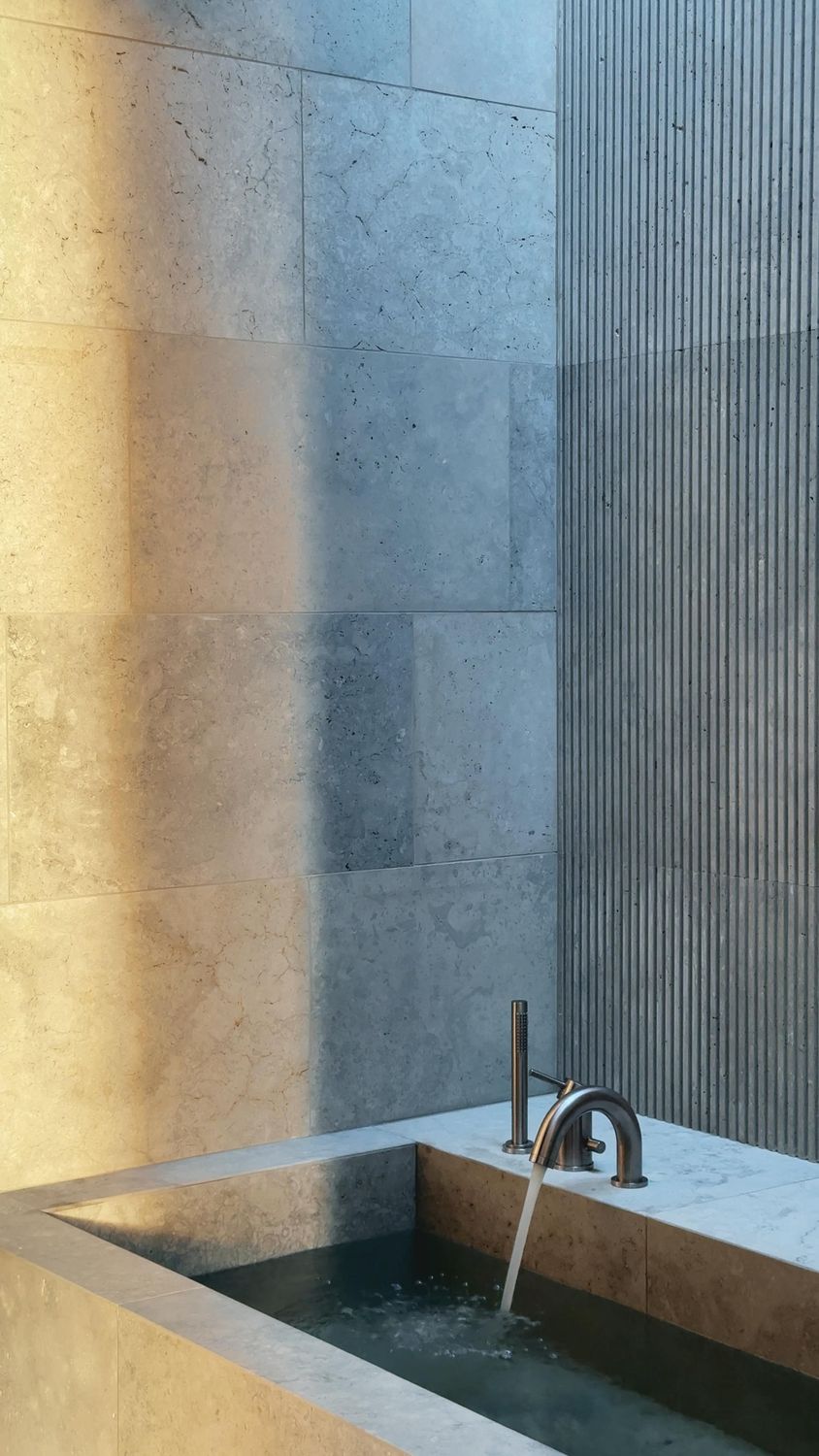 Kaarma lihv (400 x vp x 15 mm) & soonitud 1000 x 400 x 20 mm (sooned 10 x 10 x 10 mm) / @pineedgevilla, Rootsi